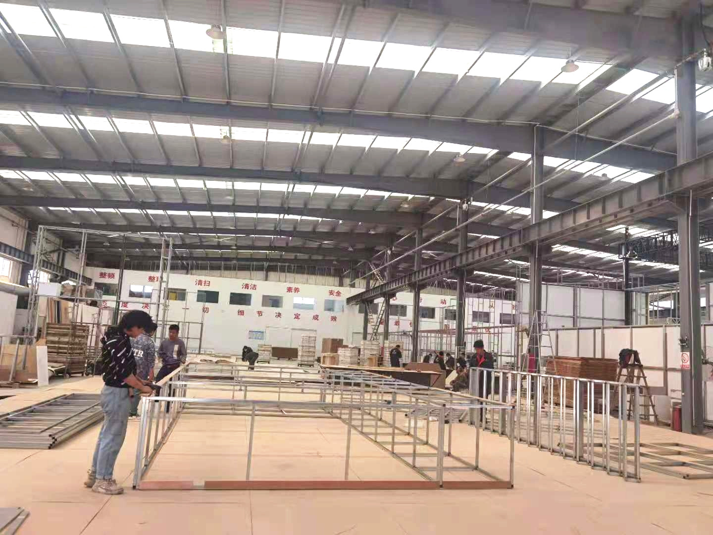 從木工車間到全案展示 上海行動廣告的創意制作之旅